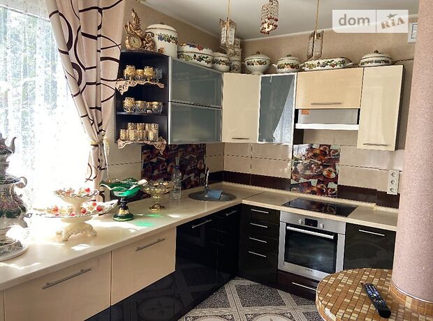 двухэтажный дом, 280 кв. м, кирпич. Продажа в Куликове (Львовская обл.) фото 1 двухэтажный дом, 280 кв. м, кирпич. Продажа в Куликове (Львовская обл.) фото 1