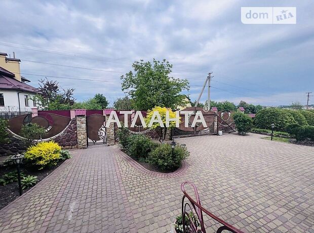 трехэтажный дом, 450 кв. м, кирпич. Продажа в Малехове (Львовская обл.) фото 1 трехэтажный дом, 450 кв. м, кирпич. Продажа в Малехове (Львовская обл.) фото 1