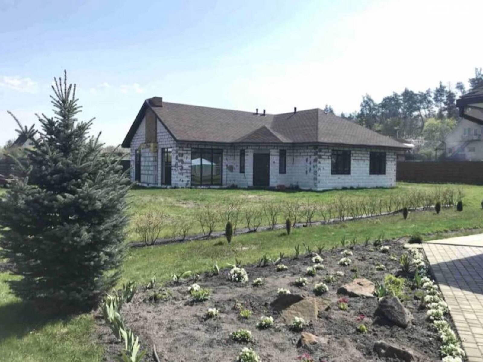 двухэтажный дом с верандой, 150 кв. м, кирпич. Продажа в Жорновке фото 1