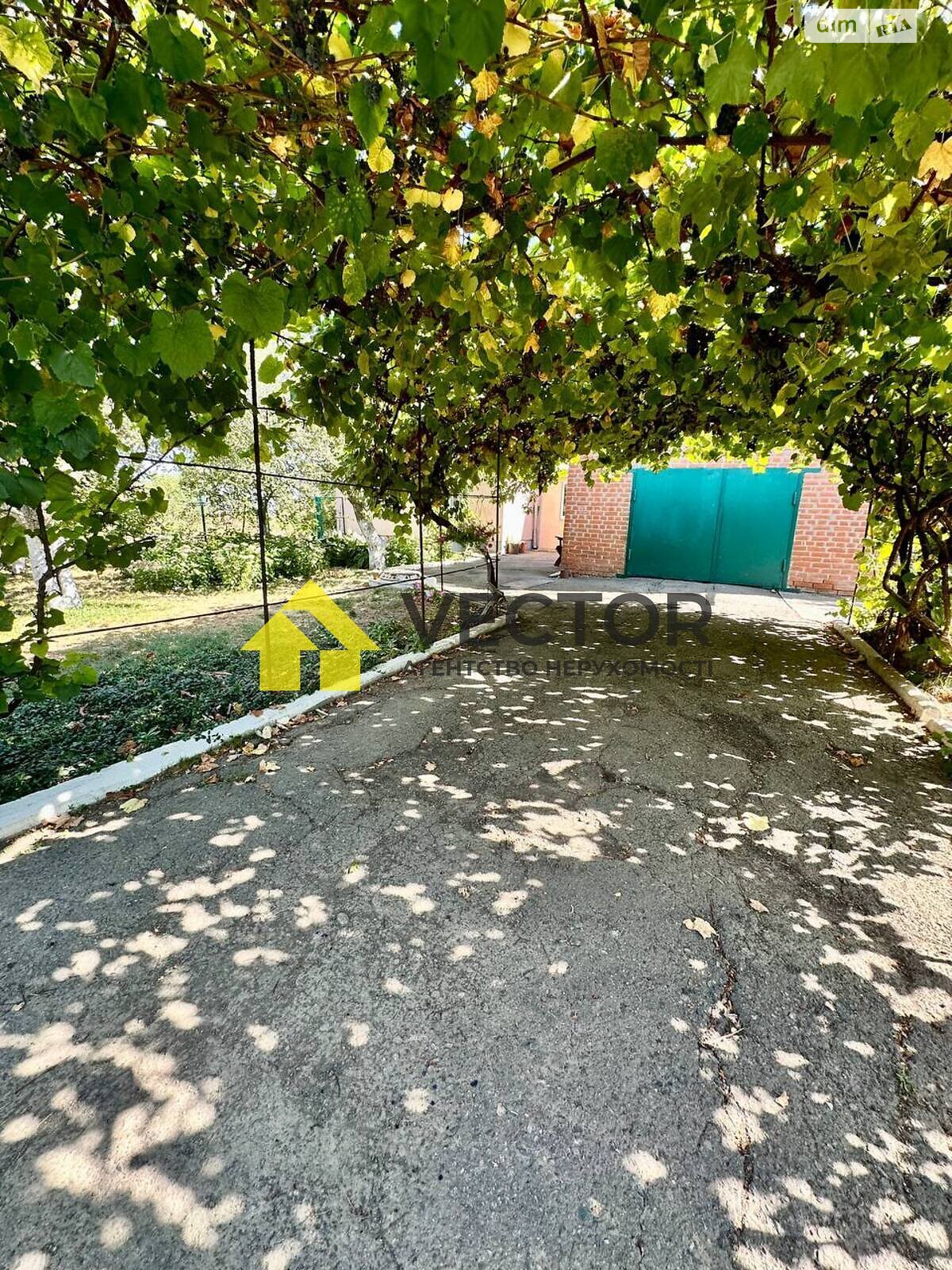 одноэтажный дом с гаражом, 94.3 кв. м, кирпич. Продажа в Жуках фото 1 одноэтажный дом с гаражом, 94.3 кв. м, кирпич. Продажа в Жуках фото 1
