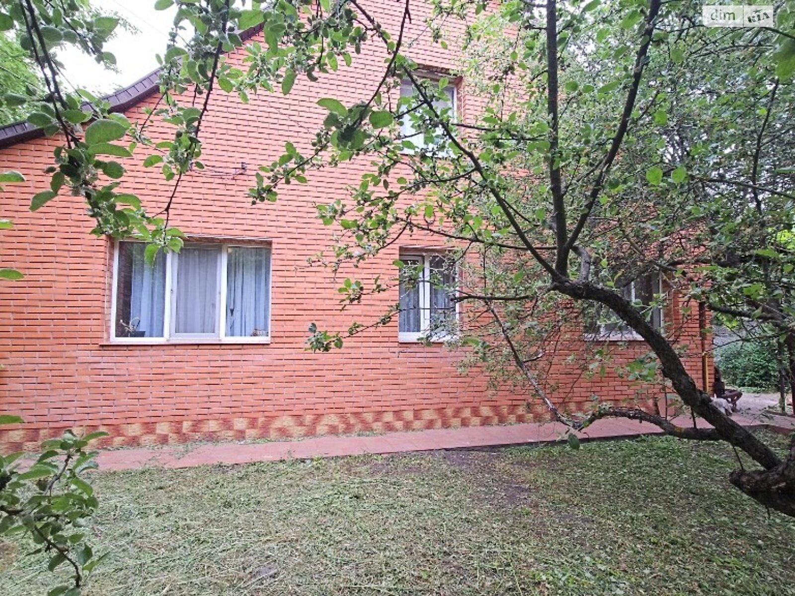двухэтажный дом с отоплением, 94.7 кв. м, кирпич. Продажа в Жуковке фото 1 двухэтажный дом с отоплением, 94.7 кв. м, кирпич. Продажа в Жуковке фото 1