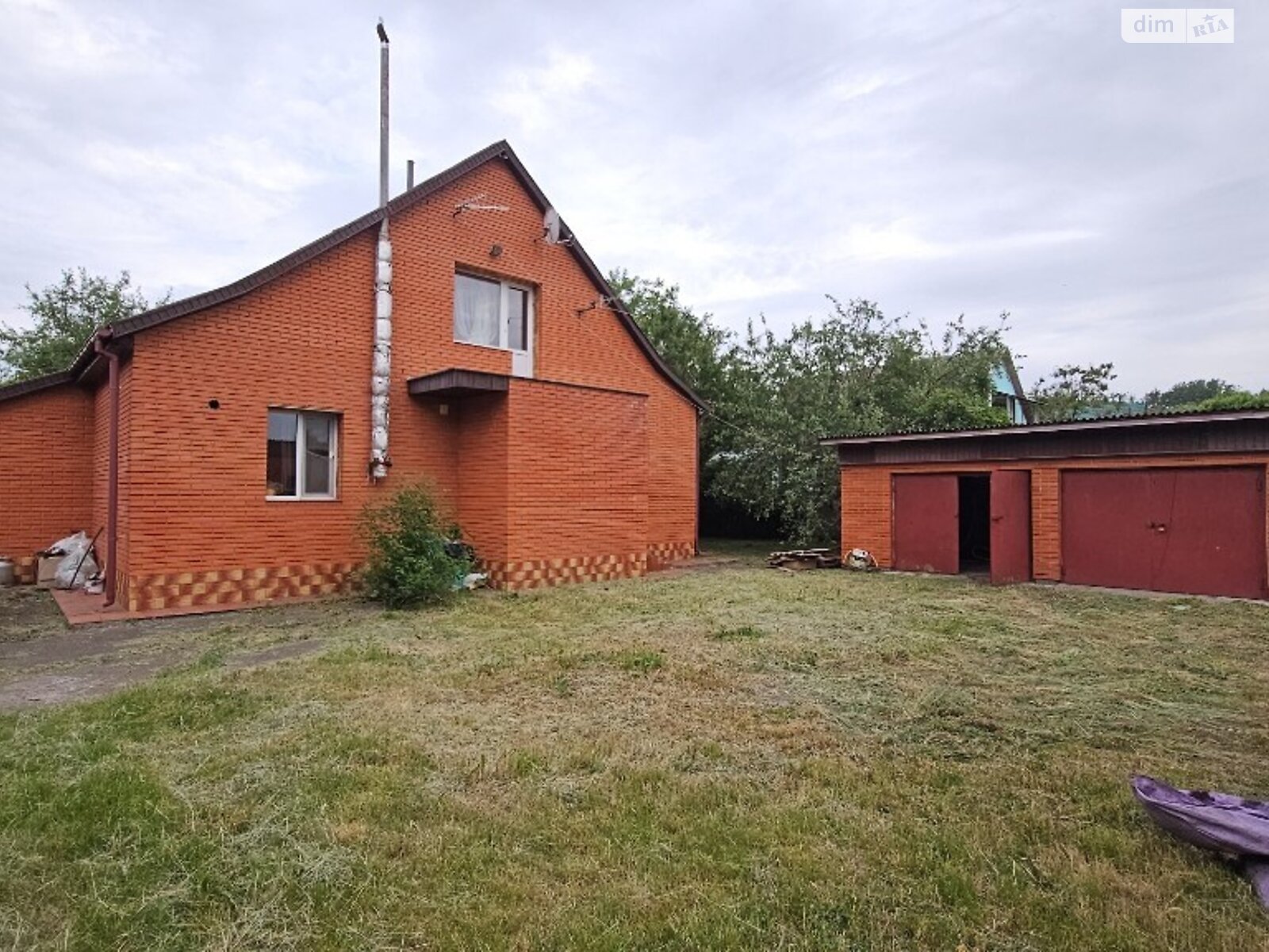 двухэтажный дом с отоплением, 94.7 кв. м, кирпич. Продажа в Жуковке фото 1 двухэтажный дом с отоплением, 94.7 кв. м, кирпич. Продажа в Жуковке фото 1