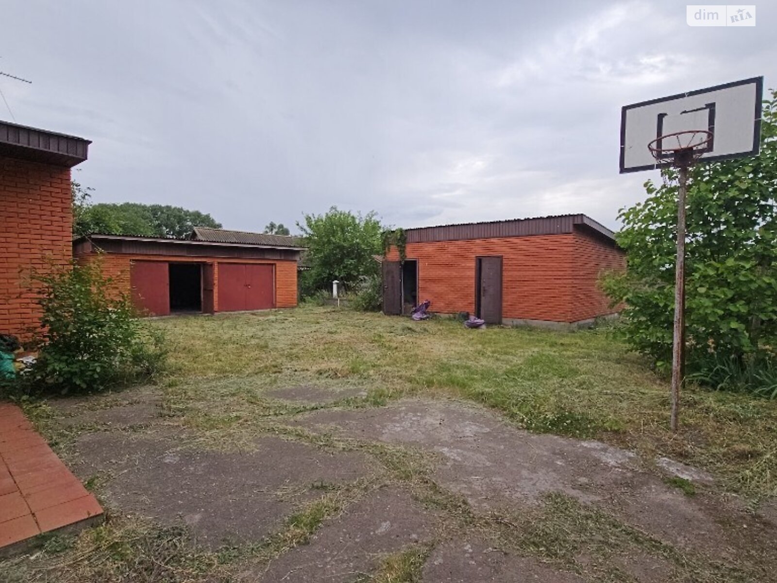 двухэтажный дом с отоплением, 94.7 кв. м, кирпич. Продажа в Жуковке фото 1 двухэтажный дом с отоплением, 94.7 кв. м, кирпич. Продажа в Жуковке фото 1