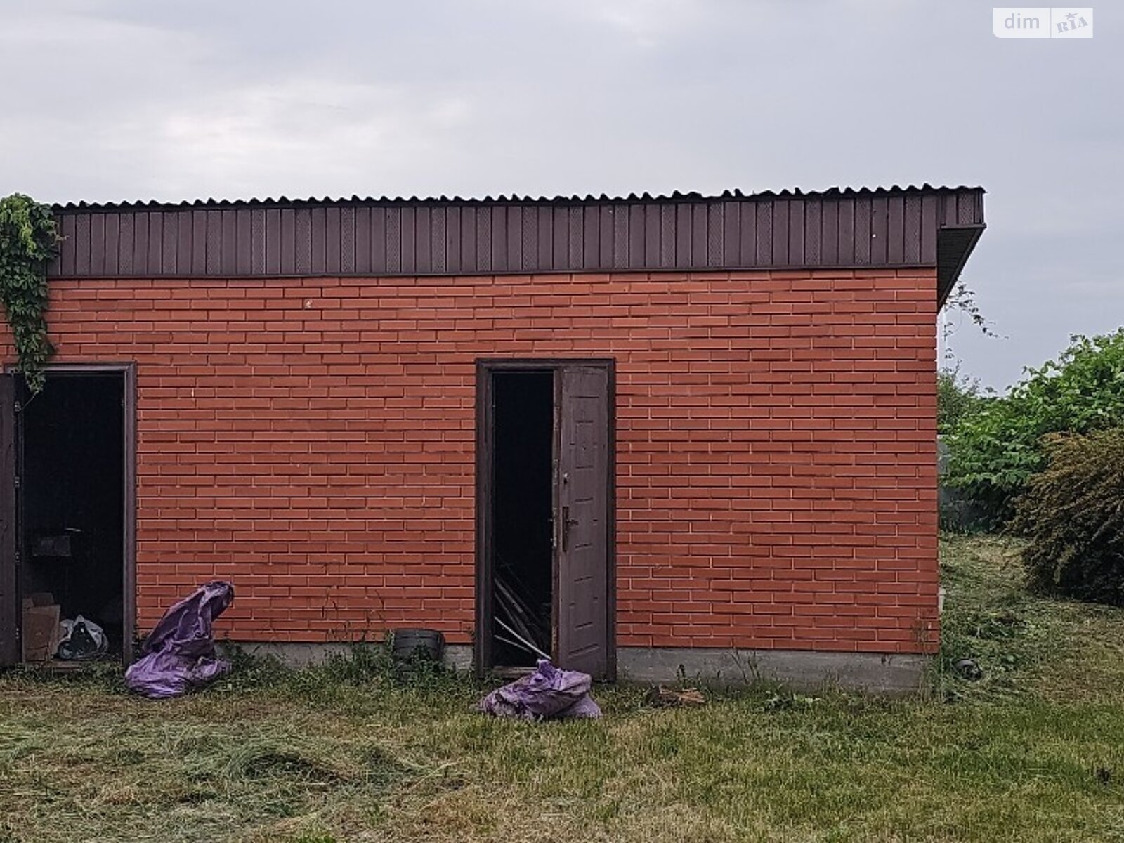двухэтажный дом с отоплением, 94.7 кв. м, кирпич. Продажа в Жуковке фото 1 двухэтажный дом с отоплением, 94.7 кв. м, кирпич. Продажа в Жуковке фото 1