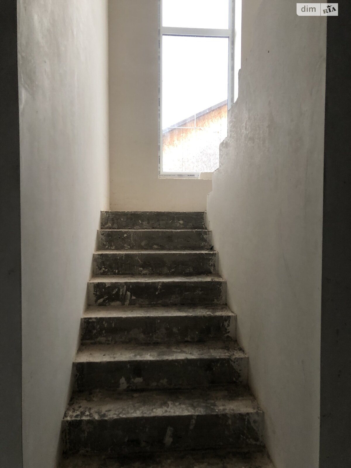 двухэтажный дом, 220 кв. м, кирпич. Продажа в Жулянах фото 1 двухэтажный дом, 220 кв. м, кирпич. Продажа в Жулянах фото 1