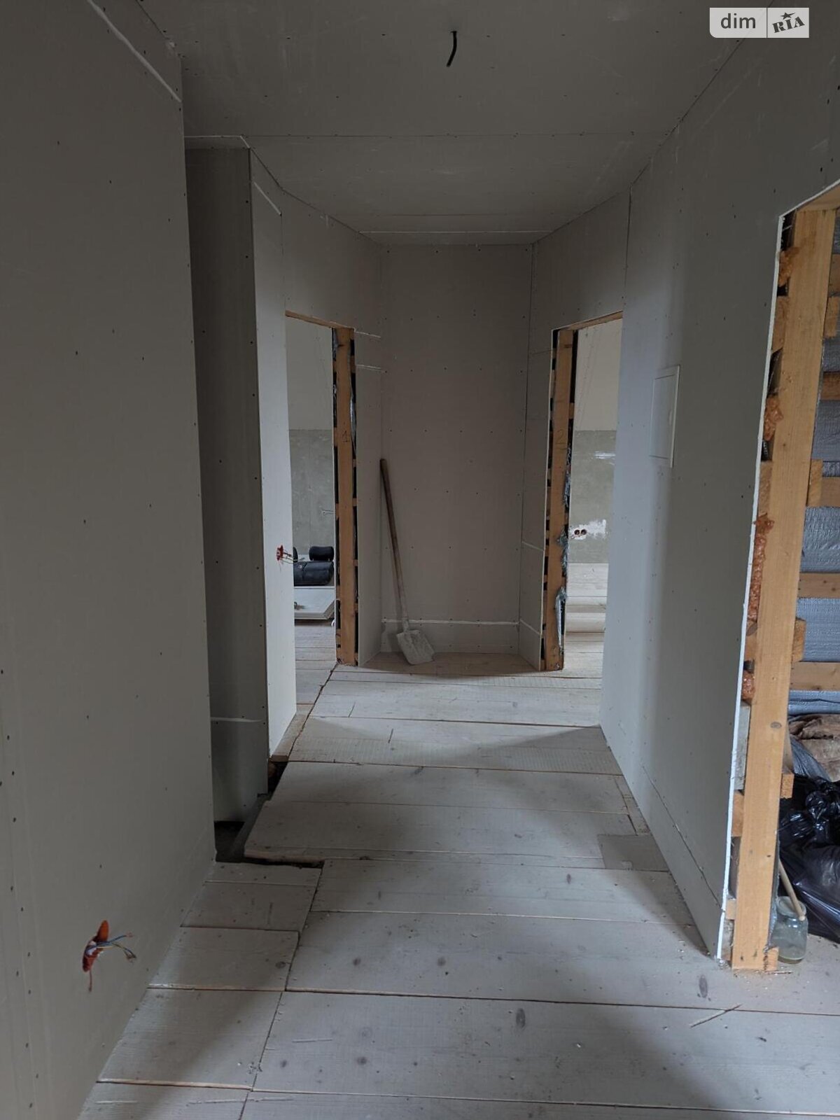 двухэтажный дом с мансардой, 161.2 кв. м, шлакоблок. Продажа в Жураках фото 1 двухэтажный дом с мансардой, 161.2 кв. м, шлакоблок. Продажа в Жураках фото 1