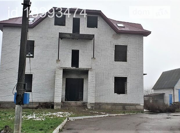 трехэтажный дом с гаражом, 495 кв. м, кирпич. Продажа в Кагарлыке район Кагарлык фото 1 трехэтажный дом с гаражом, 495 кв. м, кирпич. Продажа в Кагарлыке район Кагарлык фото 1