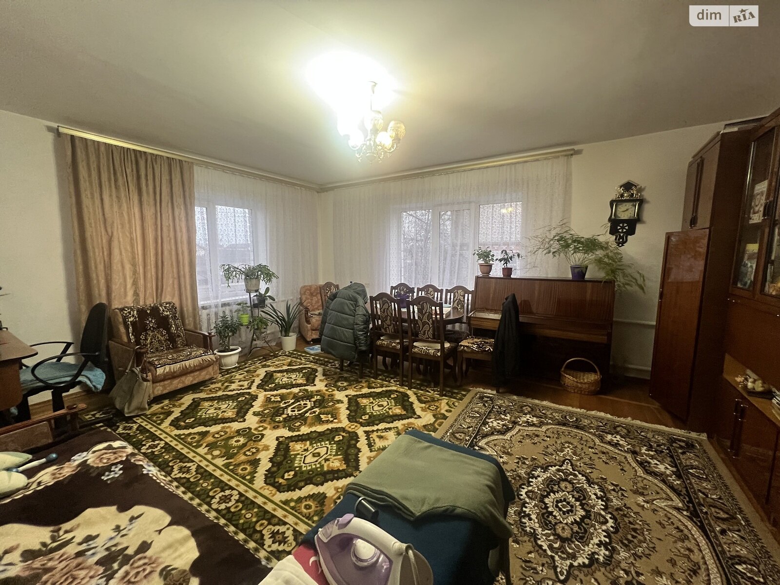 трехэтажный дом с гаражом, 180 кв. м, кирпич. Продажа в Калиновке район Калиновка фото 1 трехэтажный дом с гаражом, 180 кв. м, кирпич. Продажа в Калиновке район Калиновка фото 1