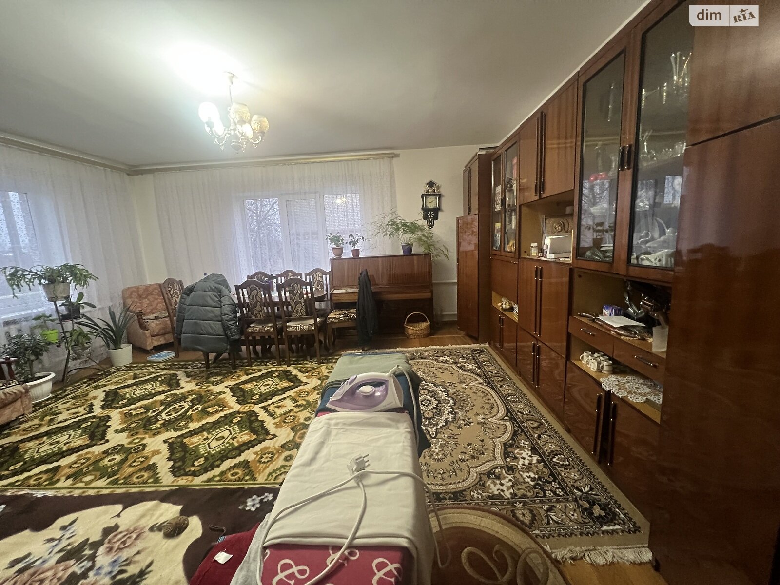 трехэтажный дом с гаражом, 180 кв. м, кирпич. Продажа в Калиновке район Калиновка фото 1 трехэтажный дом с гаражом, 180 кв. м, кирпич. Продажа в Калиновке район Калиновка фото 1