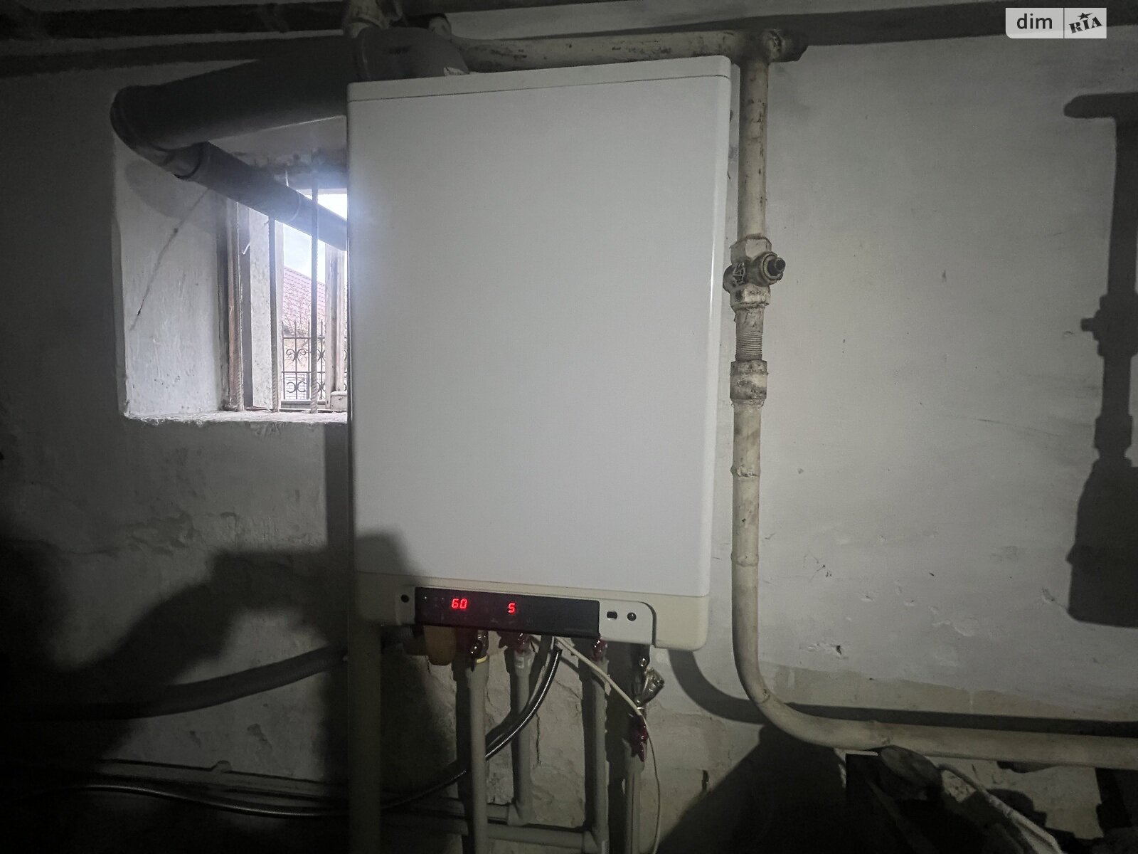 трехэтажный дом с гаражом, 180 кв. м, кирпич. Продажа в Калиновке район Калиновка фото 1 трехэтажный дом с гаражом, 180 кв. м, кирпич. Продажа в Калиновке район Калиновка фото 1