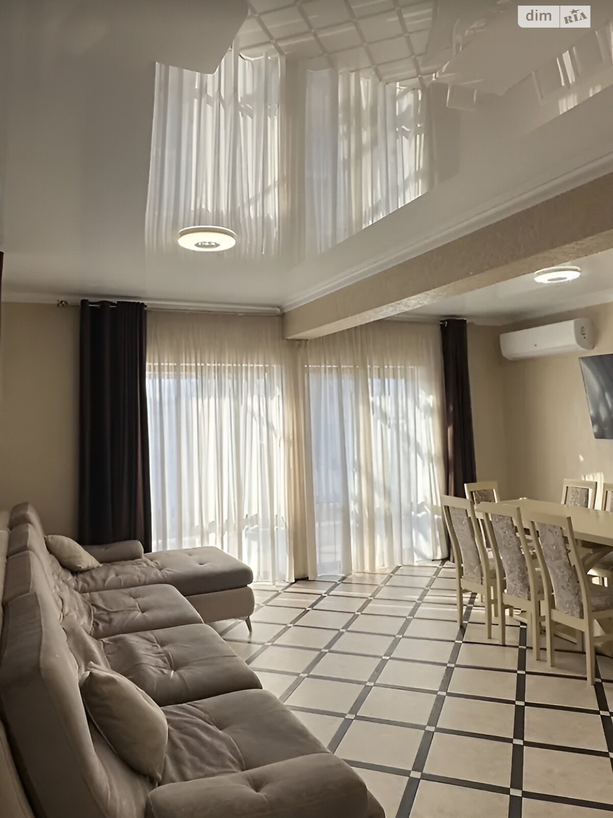 двухэтажный дом с верандой, 222 кв. м, газобетон. Продажа в Калиновке район Калиновка фото 1 двухэтажный дом с верандой, 222 кв. м, газобетон. Продажа в Калиновке район Калиновка фото 1