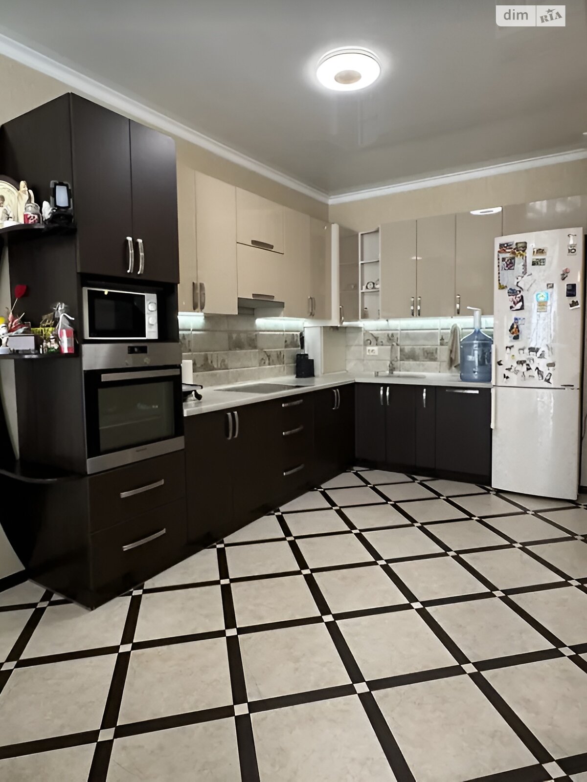двухэтажный дом с верандой, 222 кв. м, газобетон. Продажа в Калиновке район Калиновка фото 1 двухэтажный дом с верандой, 222 кв. м, газобетон. Продажа в Калиновке район Калиновка фото 1