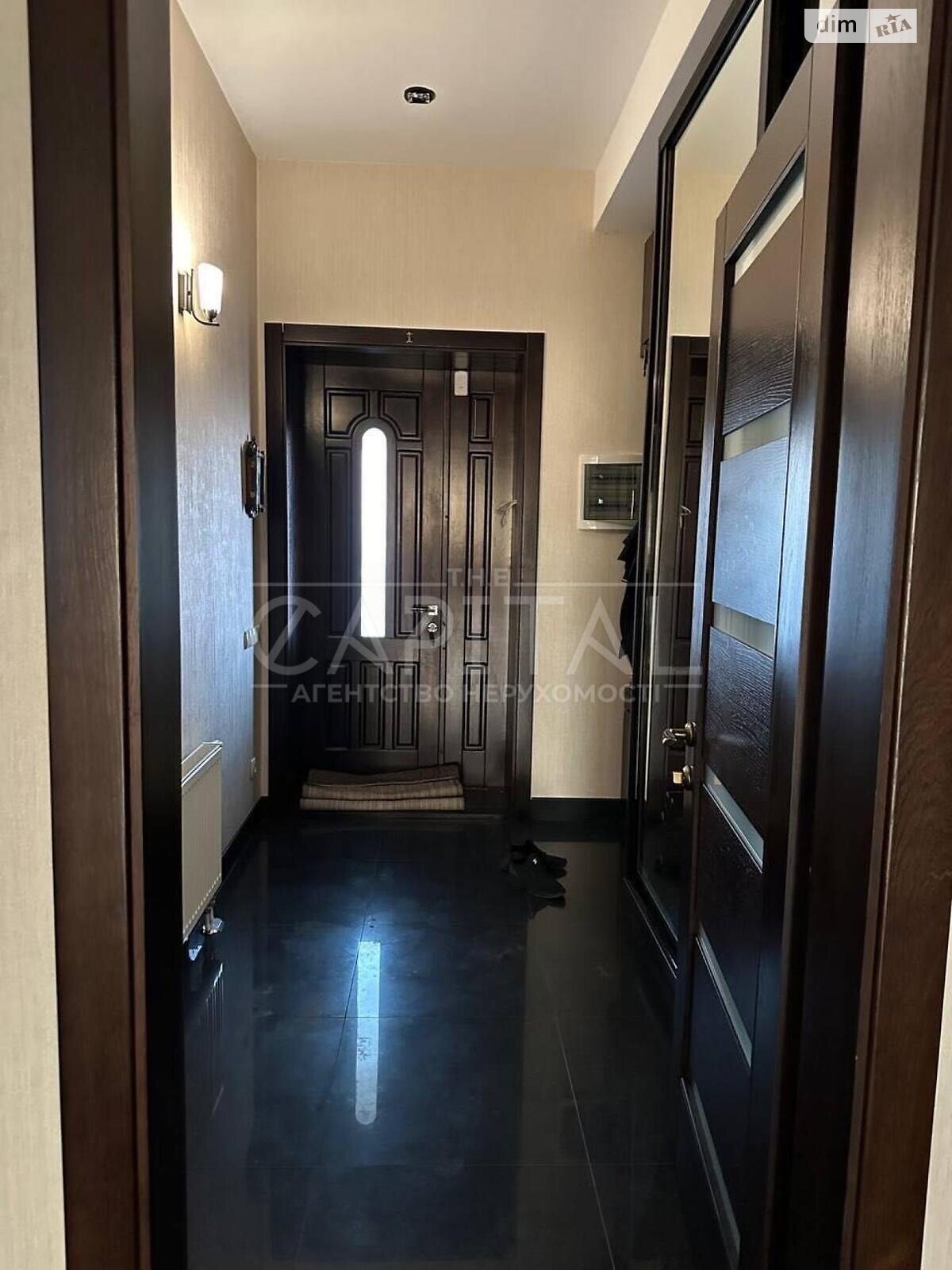 двухэтажный дом с балконом, 200 кв. м, кирпич. Продажа в Калиновке фото 1 двухэтажный дом с балконом, 200 кв. м, кирпич. Продажа в Калиновке фото 1