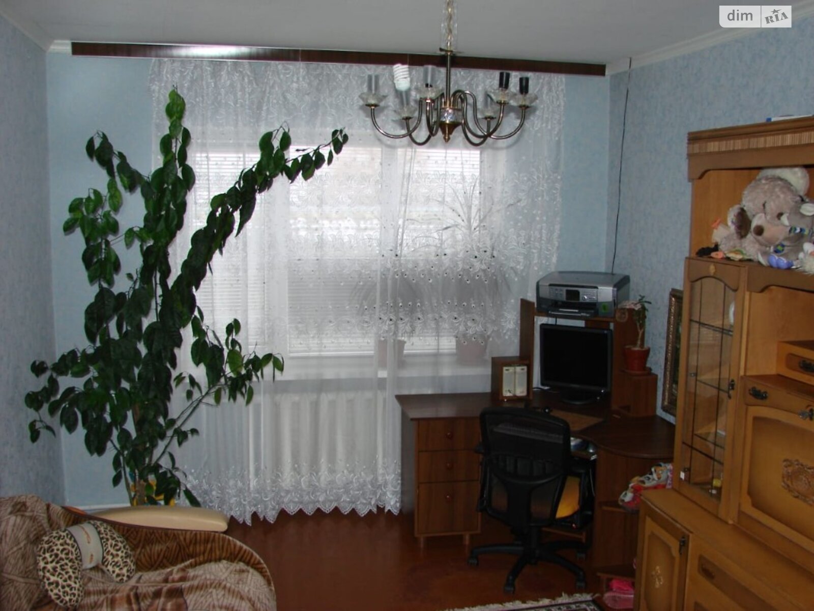 двухэтажный дом с балконом, 330 кв. м, кирпич. Продажа в Калиновке фото 1