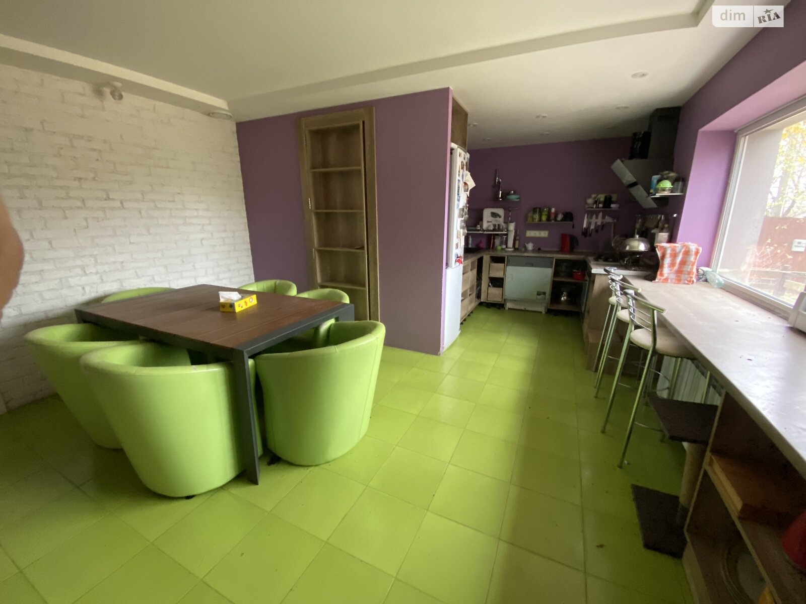 триповерховий будинок з верандою, 252 кв. м, цегла. Продаж у Калинівці фото 1 триповерховий будинок з верандою, 252 кв. м, цегла. Продаж у Калинівці фото 1