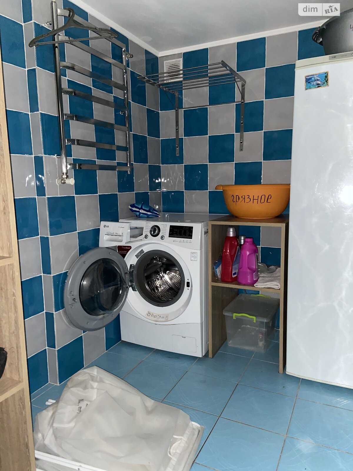 триповерховий будинок з верандою, 252 кв. м, цегла. Продаж у Калинівці фото 1 триповерховий будинок з верандою, 252 кв. м, цегла. Продаж у Калинівці фото 1