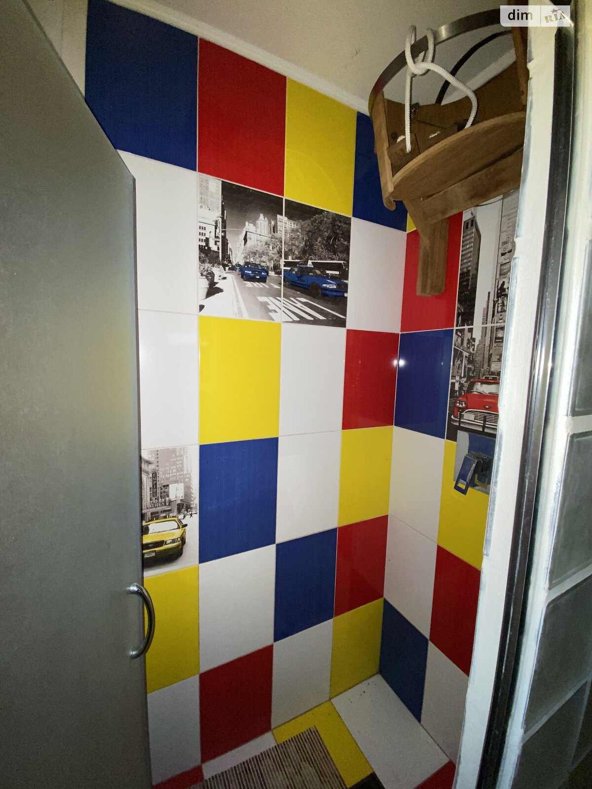 триповерховий будинок з верандою, 252 кв. м, цегла. Продаж у Калинівці фото 1 триповерховий будинок з верандою, 252 кв. м, цегла. Продаж у Калинівці фото 1