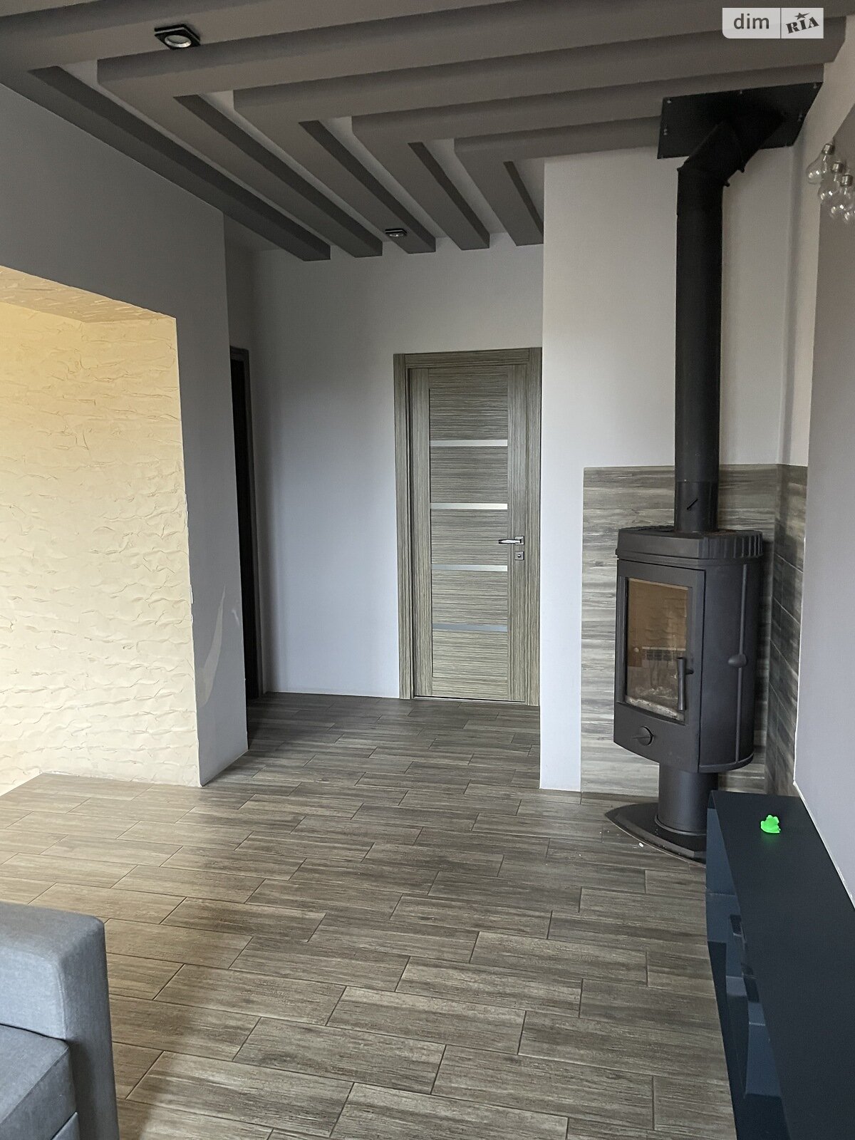 триповерховий будинок з верандою, 252 кв. м, цегла. Продаж у Калинівці фото 1 триповерховий будинок з верандою, 252 кв. м, цегла. Продаж у Калинівці фото 1