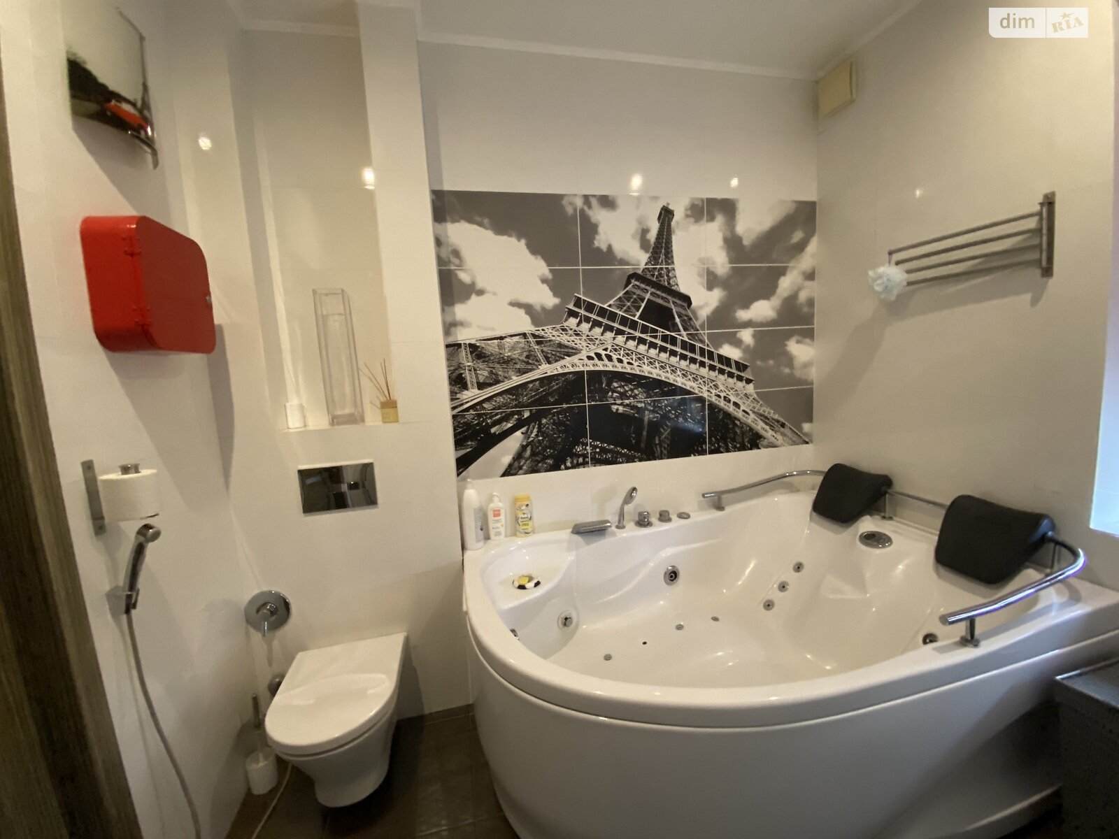 триповерховий будинок з верандою, 252 кв. м, цегла. Продаж у Калинівці фото 1 триповерховий будинок з верандою, 252 кв. м, цегла. Продаж у Калинівці фото 1