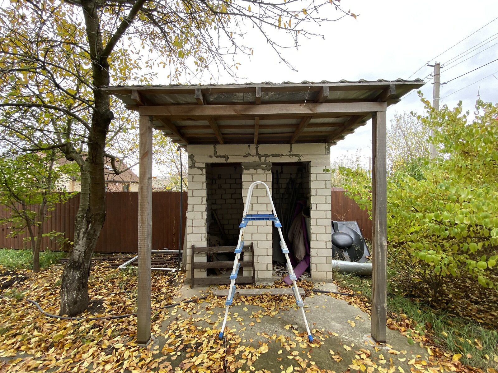 триповерховий будинок з верандою, 252 кв. м, цегла. Продаж у Калинівці фото 1 триповерховий будинок з верандою, 252 кв. м, цегла. Продаж у Калинівці фото 1