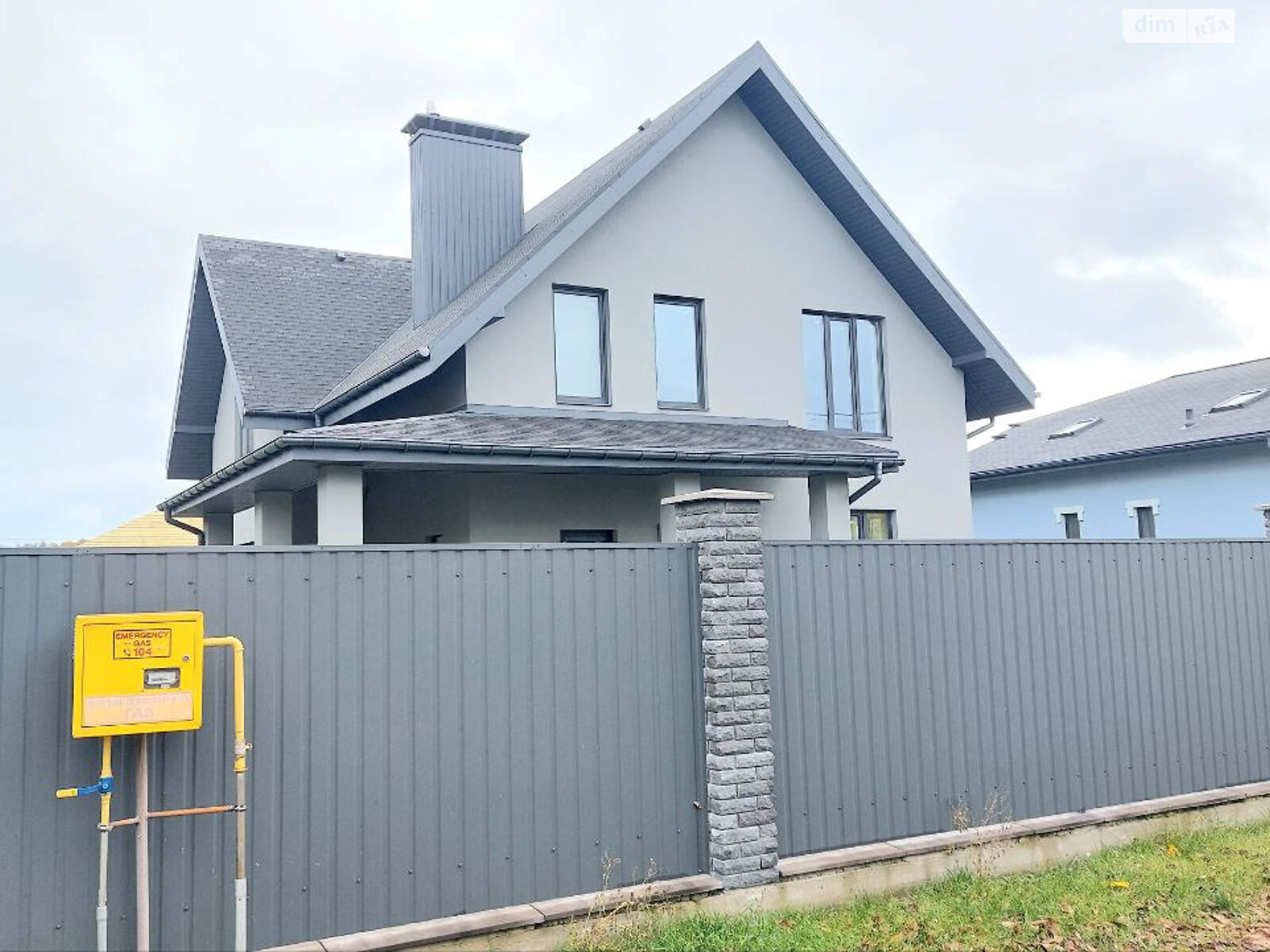 двухэтажный дом, 177 кв. м, пеноблок. Продажа в Калиновке фото 1