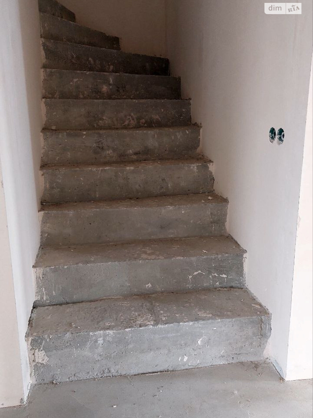 двухэтажный дом, 177 кв. м, пеноблок. Продажа в Калиновке фото 1