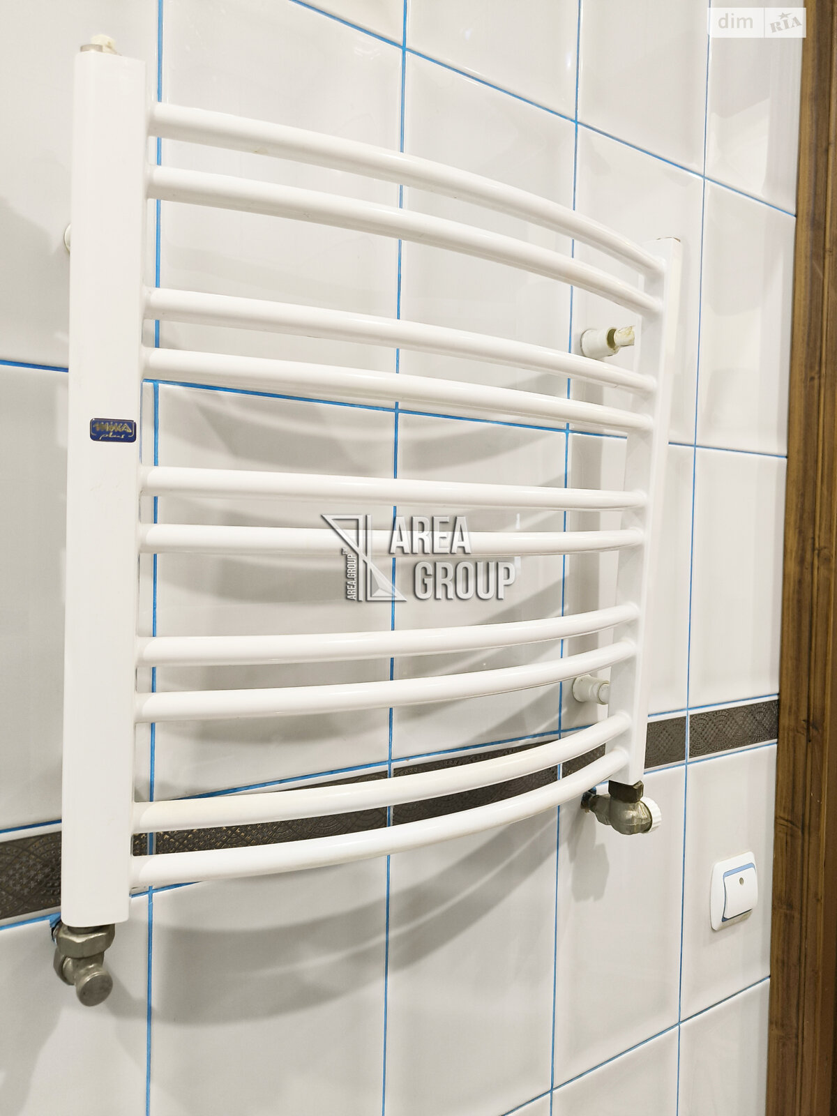 трехэтажный дом с балконом, 299 кв. м, кирпич. Продажа в Каменце-Подольском район Билановка фото 1