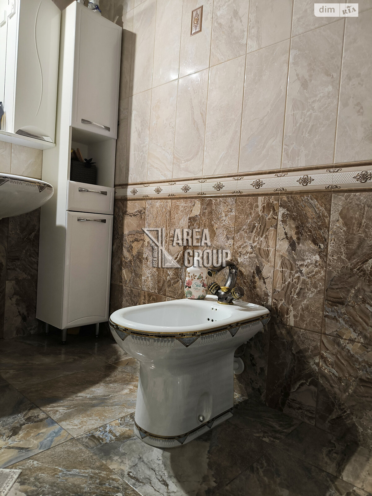 трехэтажный дом с балконом, 299 кв. м, кирпич. Продажа в Каменце-Подольском район Билановка фото 1