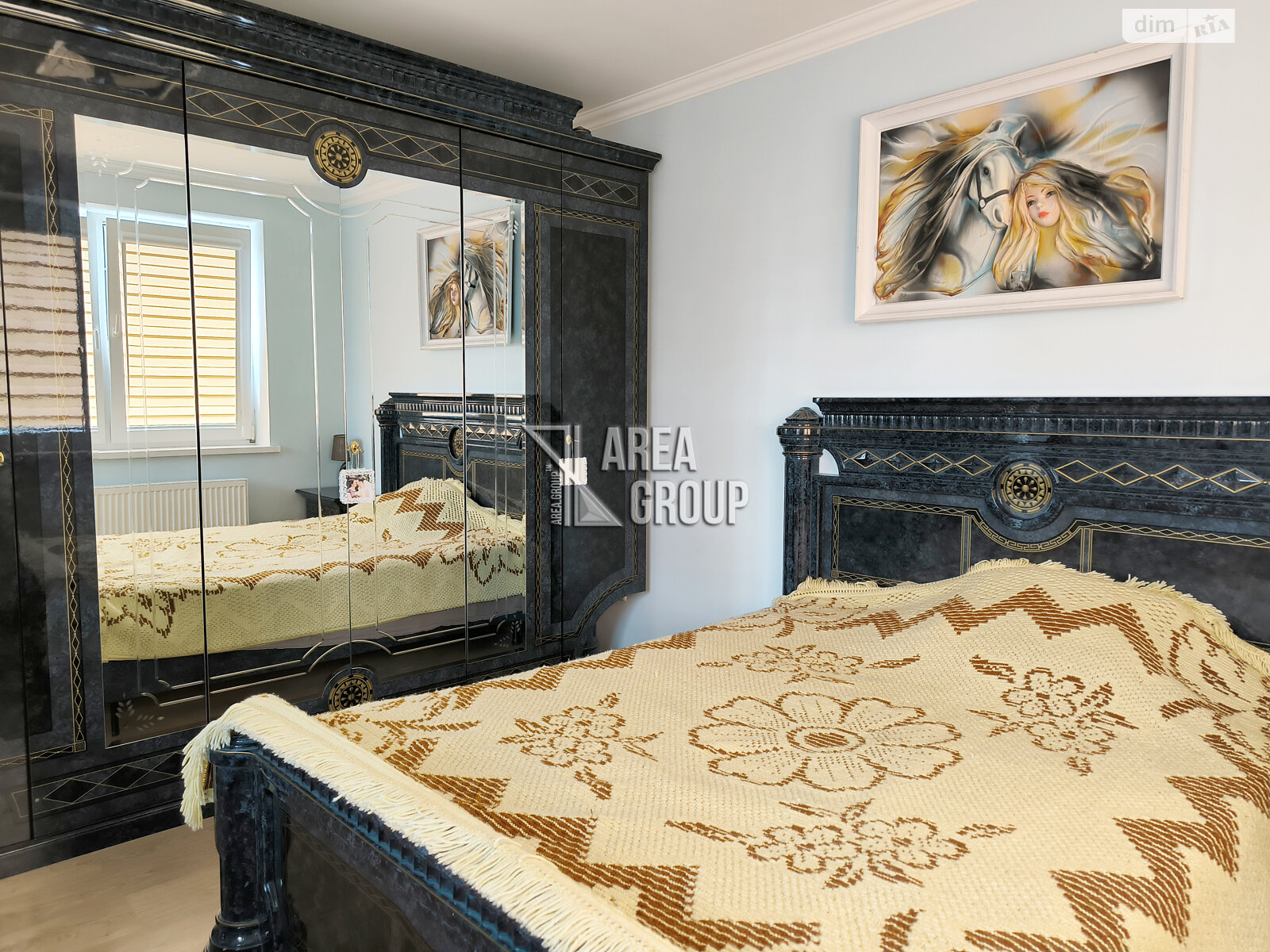 трехэтажный дом с балконом, 299 кв. м, кирпич. Продажа в Каменце-Подольском район Билановка фото 1