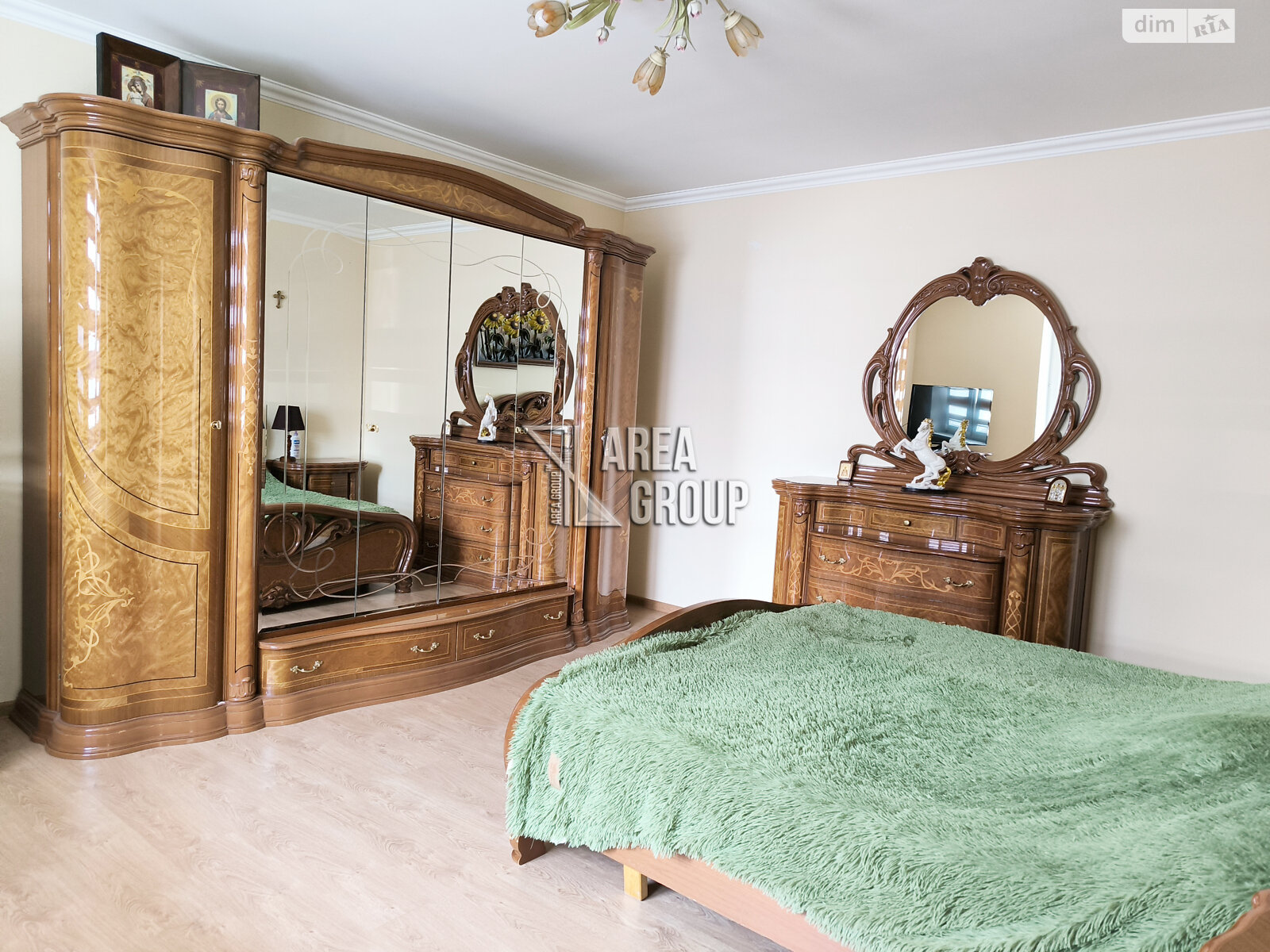 трехэтажный дом с балконом, 299 кв. м, кирпич. Продажа в Каменце-Подольском район Билановка фото 1