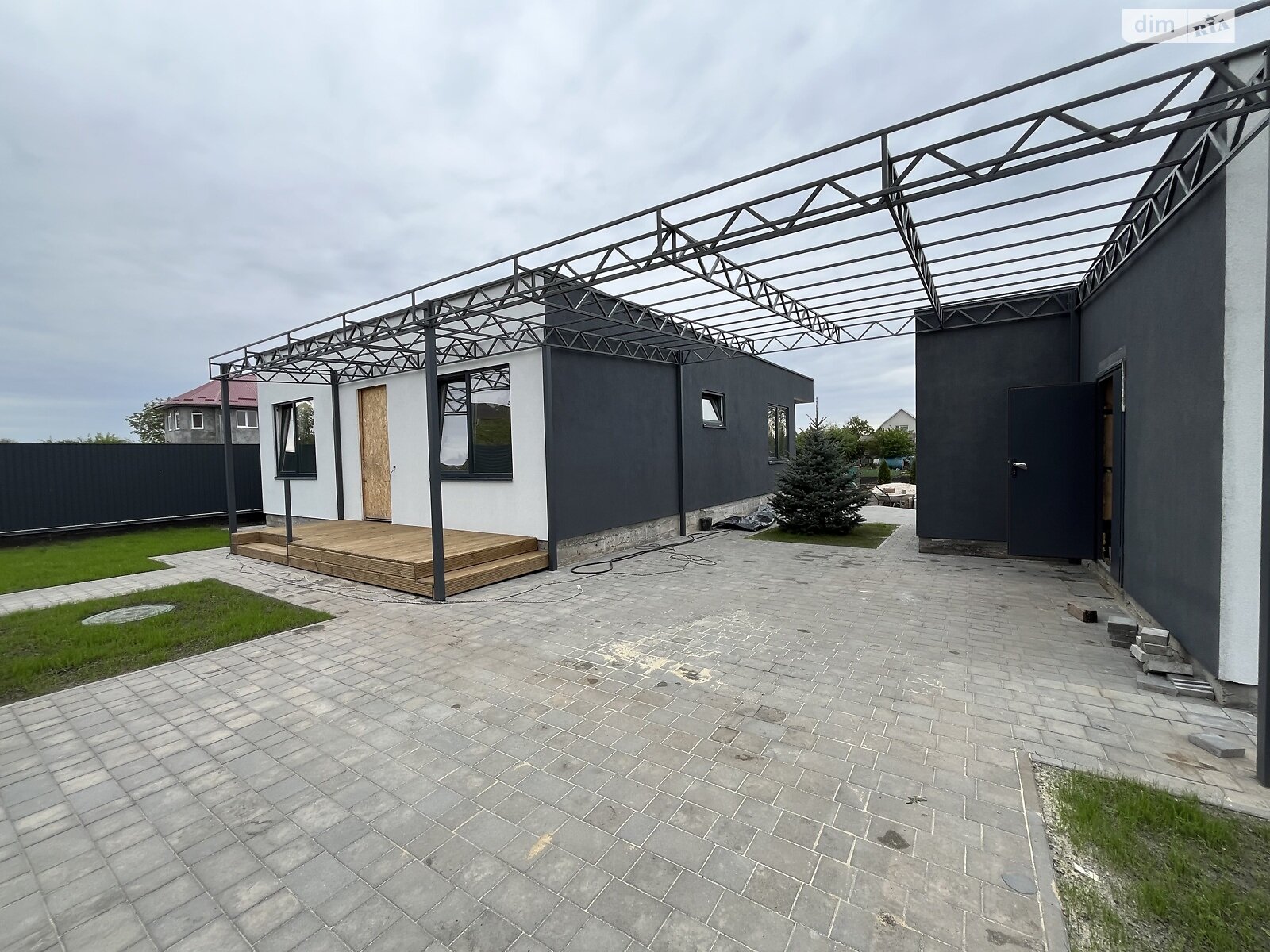 одноэтажный дом с отоплением, 138 кв. м, СИП. Продажа в Каменке район Центр фото 1 одноэтажный дом с отоплением, 138 кв. м, СИП. Продажа в Каменке район Центр фото 1