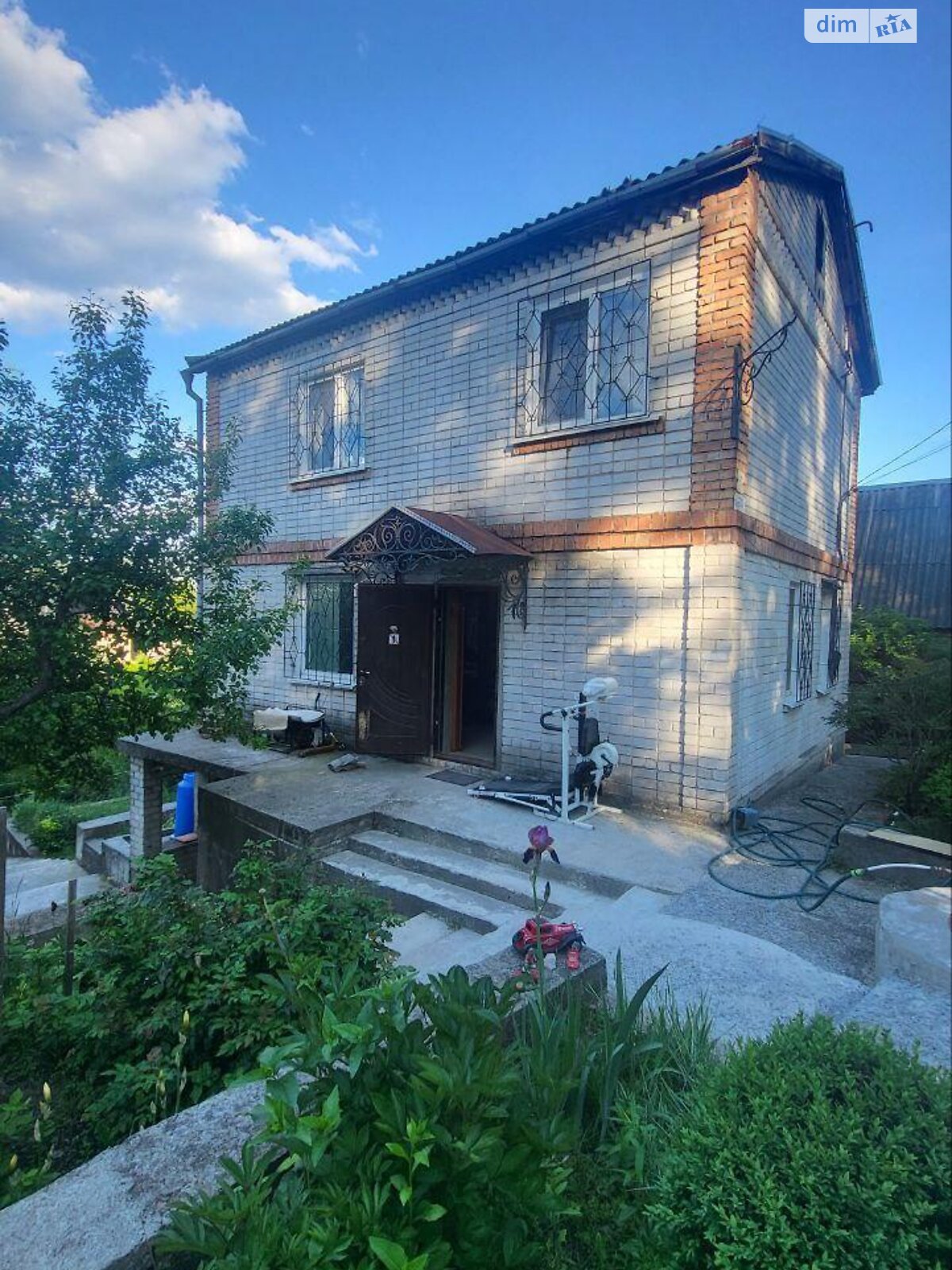 двоповерховий будинок, 130 кв. м, кирпич. Продаж у Кам’янці фото 1 двоповерховий будинок, 130 кв. м, кирпич. Продаж у Кам’янці фото 1