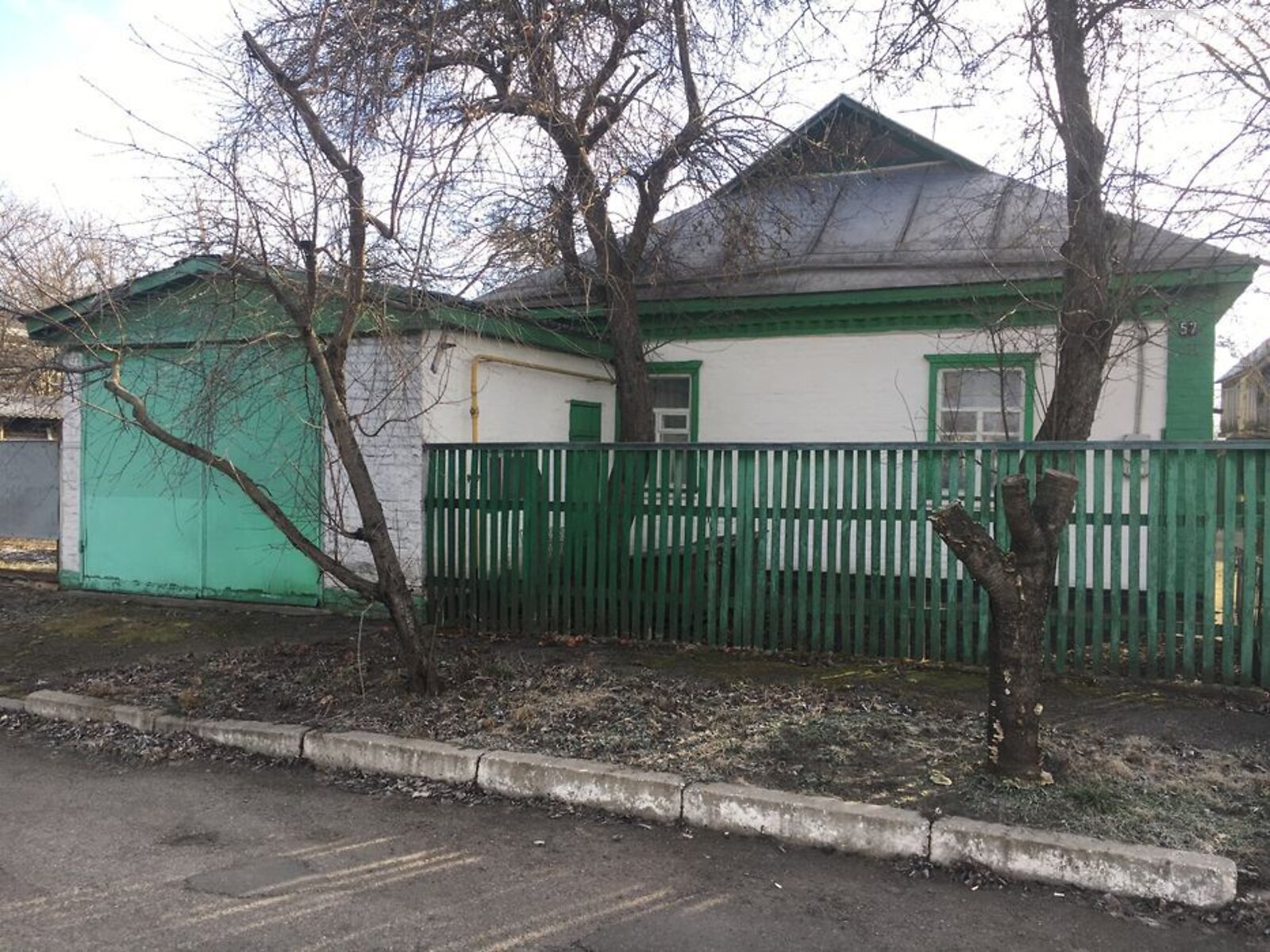 одноэтажный дом с гаражом, 90 кв. м, кирпич. Продажа в Кам’янке фото 1 одноэтажный дом с гаражом, 90 кв. м, кирпич. Продажа в Кам’янке фото 1