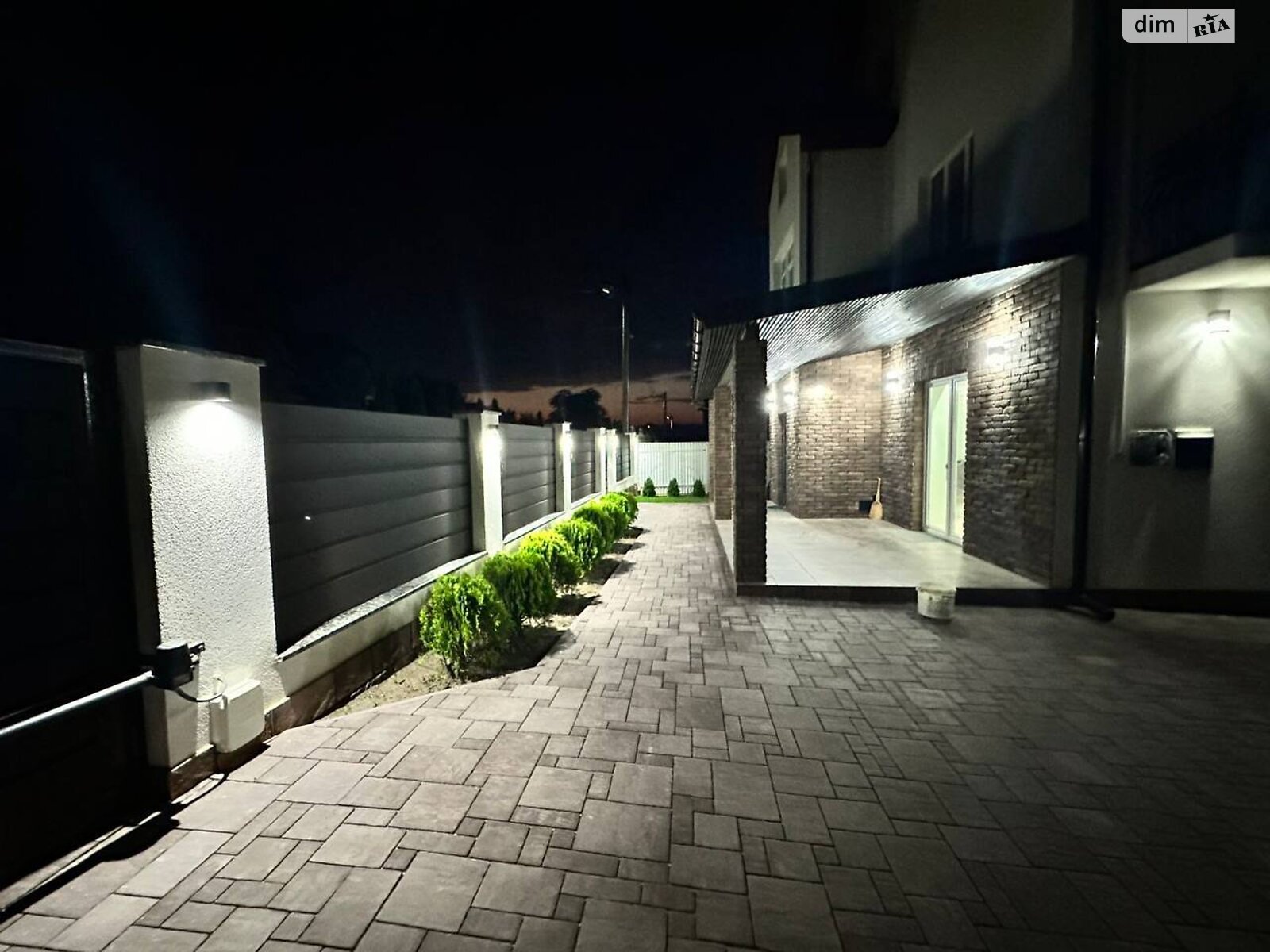 двоповерховий будинок з гаражем, 186 кв. м, цегла. Продаж у Кам’яній фото 1 двоповерховий будинок з гаражем, 186 кв. м, цегла. Продаж у Кам’яній фото 1