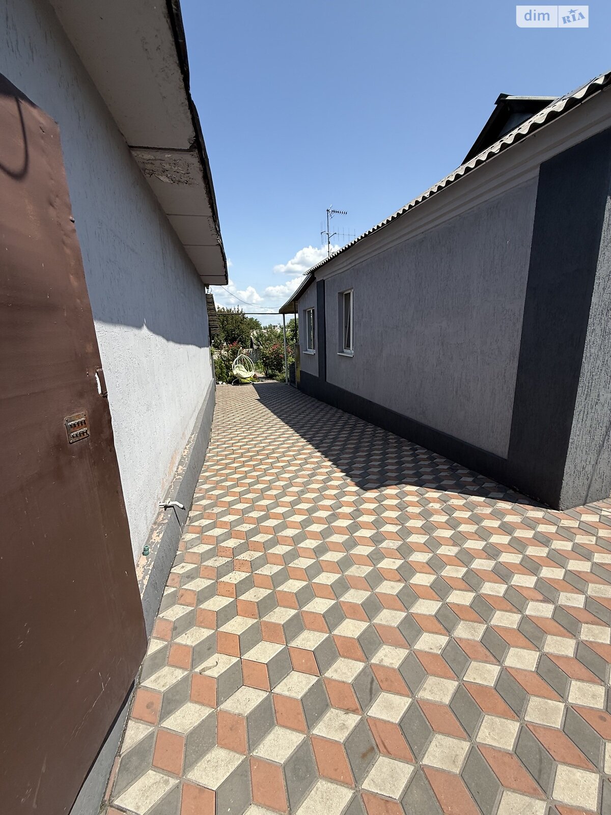 одноповерховий будинок з гаражем, 140 кв. м, цегла. Продаж в Кам’янському, район Баглійський фото 1 одноповерховий будинок з гаражем, 140 кв. м, цегла. Продаж в Кам’янському, район Баглійський фото 1