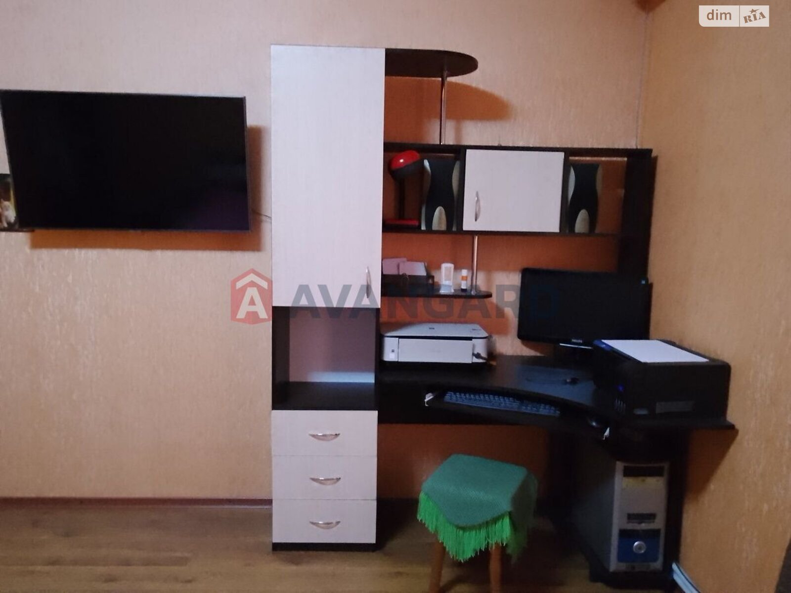 трехэтажный дом, 270 кв. м, шлакоблок. Продажа в Каменском район Баглейский фото 1 трехэтажный дом, 270 кв. м, шлакоблок. Продажа в Каменском район Баглейский фото 1