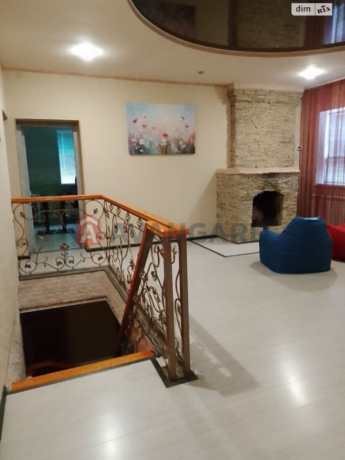 трехэтажный дом, 270 кв. м, шлакоблок. Продажа в Каменском район Баглейский фото 1 трехэтажный дом, 270 кв. м, шлакоблок. Продажа в Каменском район Баглейский фото 1