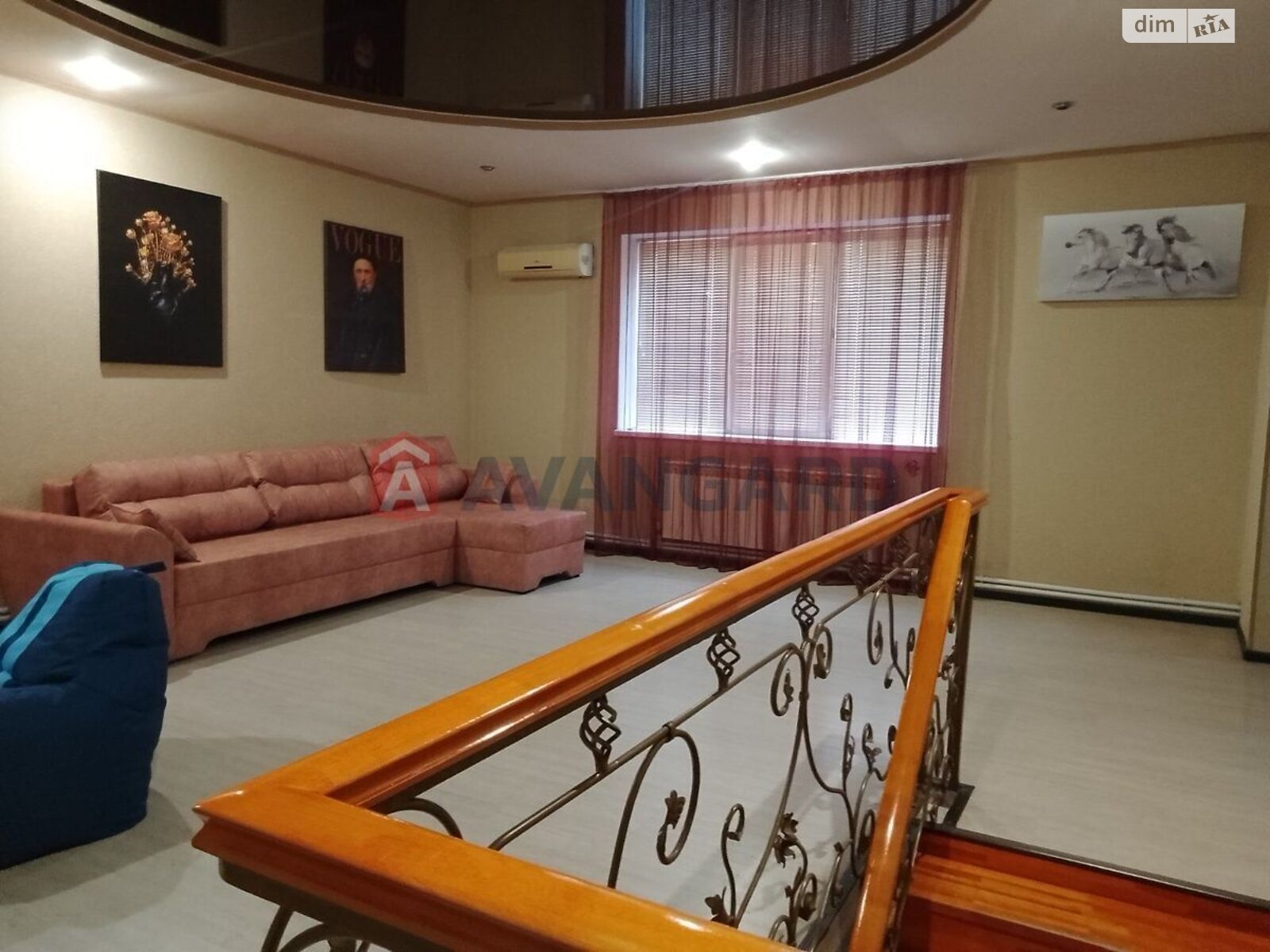 трехэтажный дом, 270 кв. м, шлакоблок. Продажа в Каменском район Баглейский фото 1 трехэтажный дом, 270 кв. м, шлакоблок. Продажа в Каменском район Баглейский фото 1