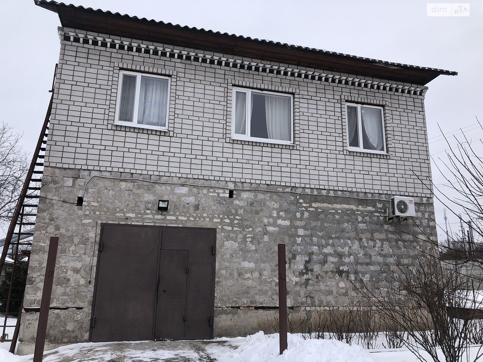 двоповерховий будинок з гаражем, 155 кв. м, цегла силікатна. Продаж в Кам’янському, район Дніпровський фото 1