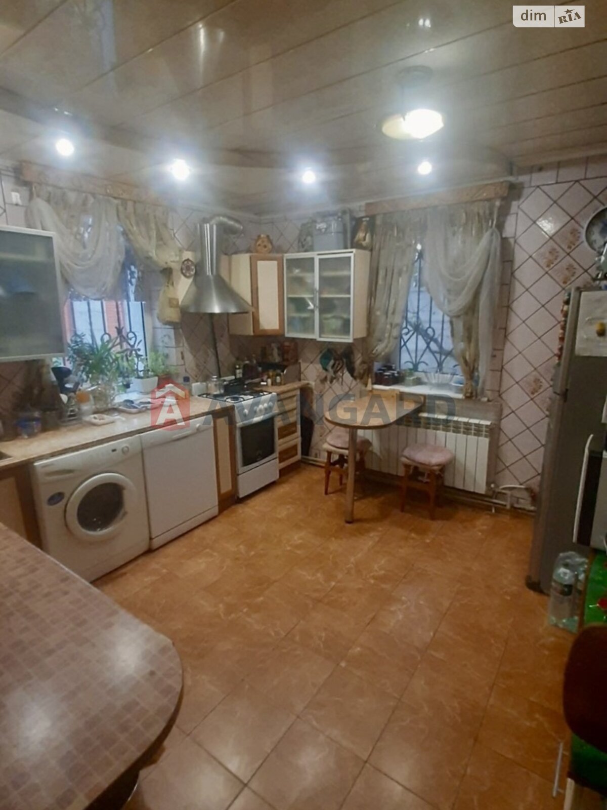 двухэтажный дом, 291 кв. м, шлакоблок. Продажа в Каменском район Днепровский фото 1