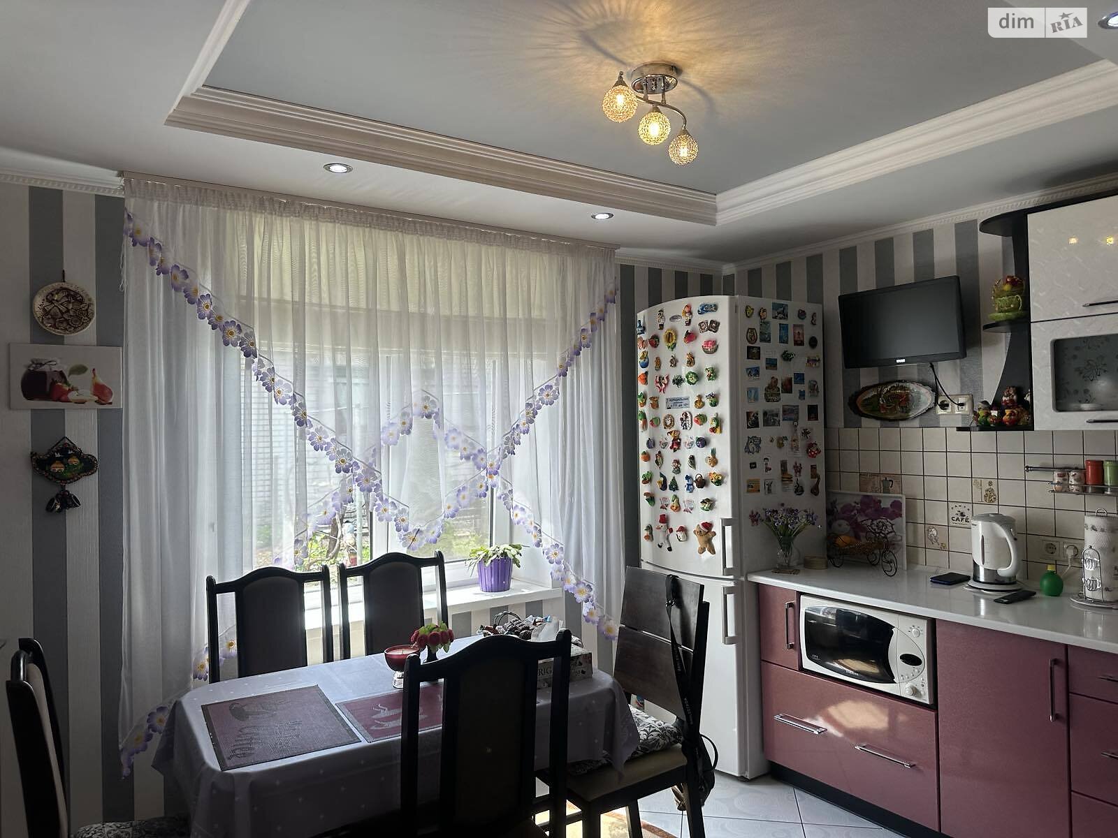 двоповерховий будинок з балконом, 214 кв. м, цегла. Продаж в Кам’янці, район Кам’янка фото 1 двоповерховий будинок з балконом, 214 кв. м, цегла. Продаж в Кам’янці, район Кам’янка фото 1