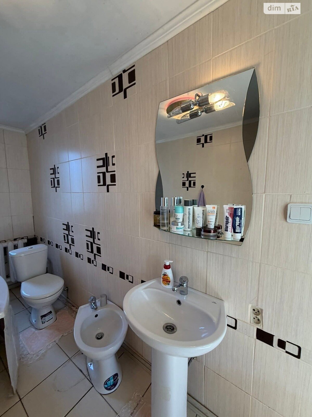 одноэтажный дом с гаражом, 140.9 кв. м, кирпич. Продажа в Капустинцах фото 1 одноэтажный дом с гаражом, 140.9 кв. м, кирпич. Продажа в Капустинцах фото 1