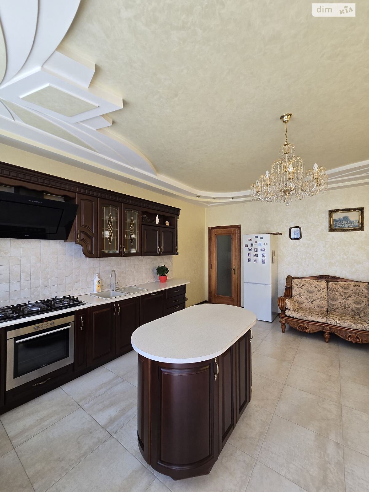 двоповерховий будинок з верандою, 352 кв. м, кирпич. Продаж у Карачиновому фото 1 двоповерховий будинок з верандою, 352 кв. м, кирпич. Продаж у Карачиновому фото 1