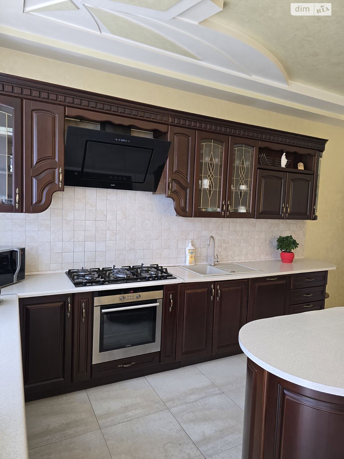двоповерховий будинок з верандою, 352 кв. м, кирпич. Продаж у Карачиновому фото 1 двоповерховий будинок з верандою, 352 кв. м, кирпич. Продаж у Карачиновому фото 1