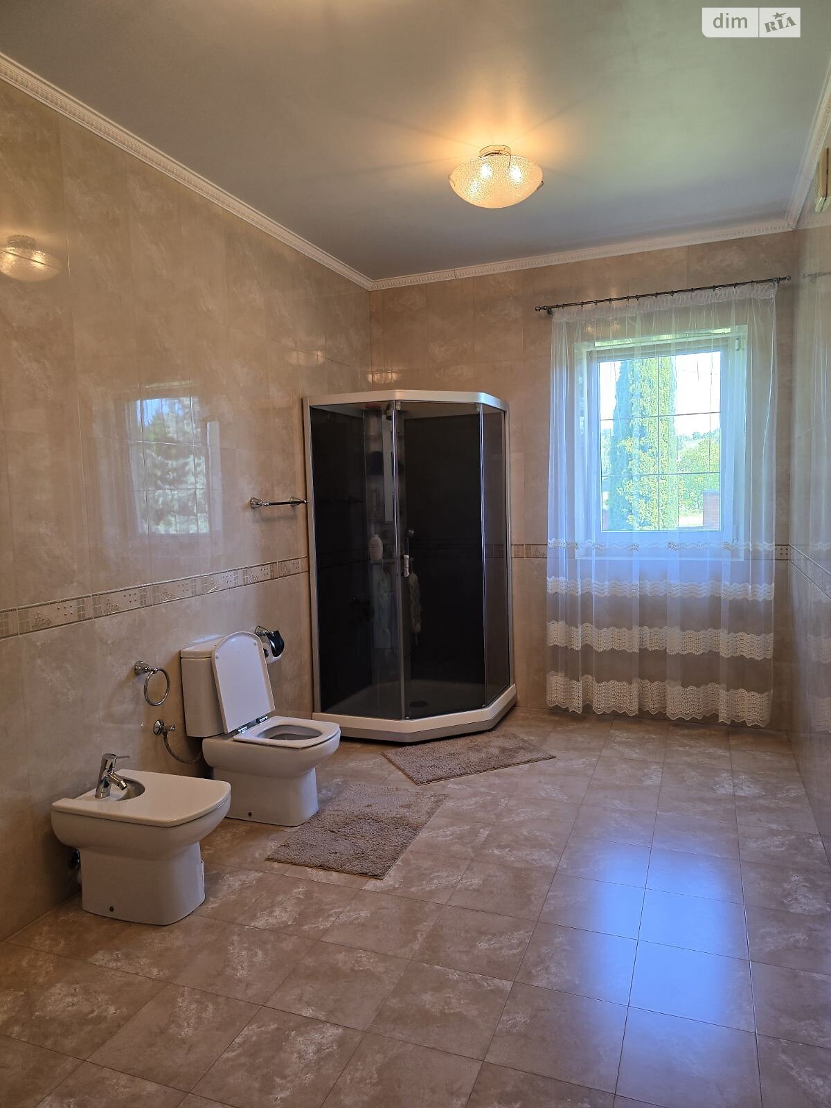 двоповерховий будинок з верандою, 352 кв. м, кирпич. Продаж у Карачиновому фото 1 двоповерховий будинок з верандою, 352 кв. м, кирпич. Продаж у Карачиновому фото 1