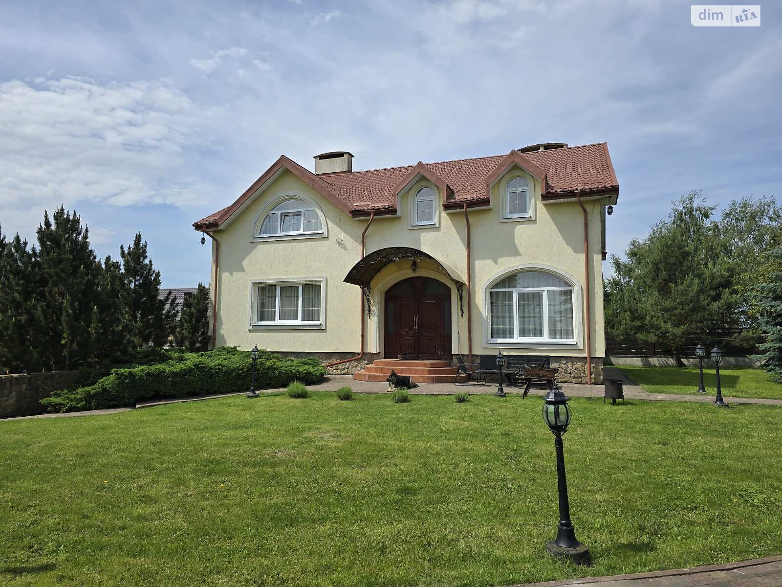 двоповерховий будинок з верандою, 352 кв. м, кирпич. Продаж у Карачиновому фото 1 двоповерховий будинок з верандою, 352 кв. м, кирпич. Продаж у Карачиновому фото 1