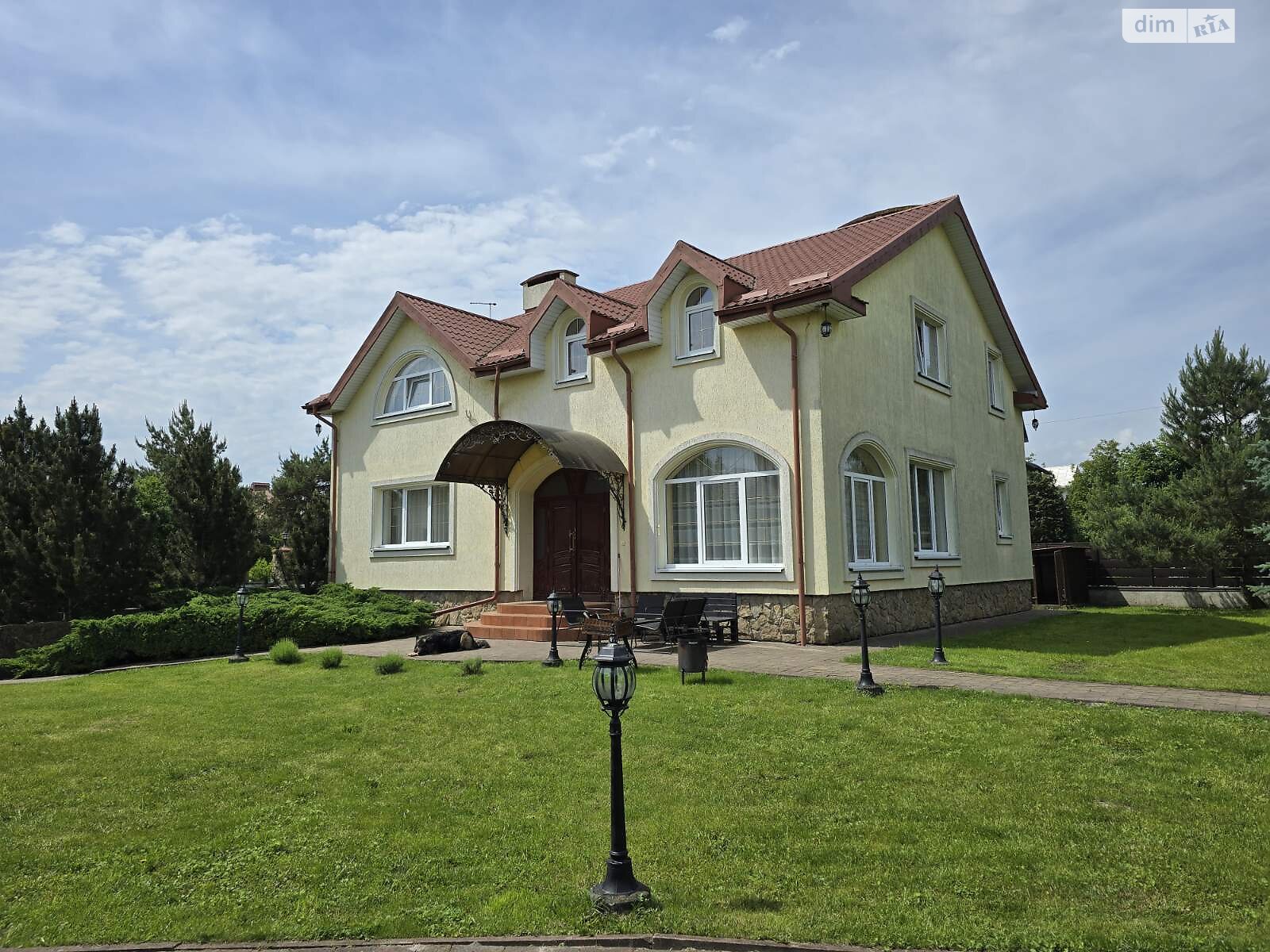 двоповерховий будинок з верандою, 352 кв. м, кирпич. Продаж у Карачиновому фото 1 двоповерховий будинок з верандою, 352 кв. м, кирпич. Продаж у Карачиновому фото 1