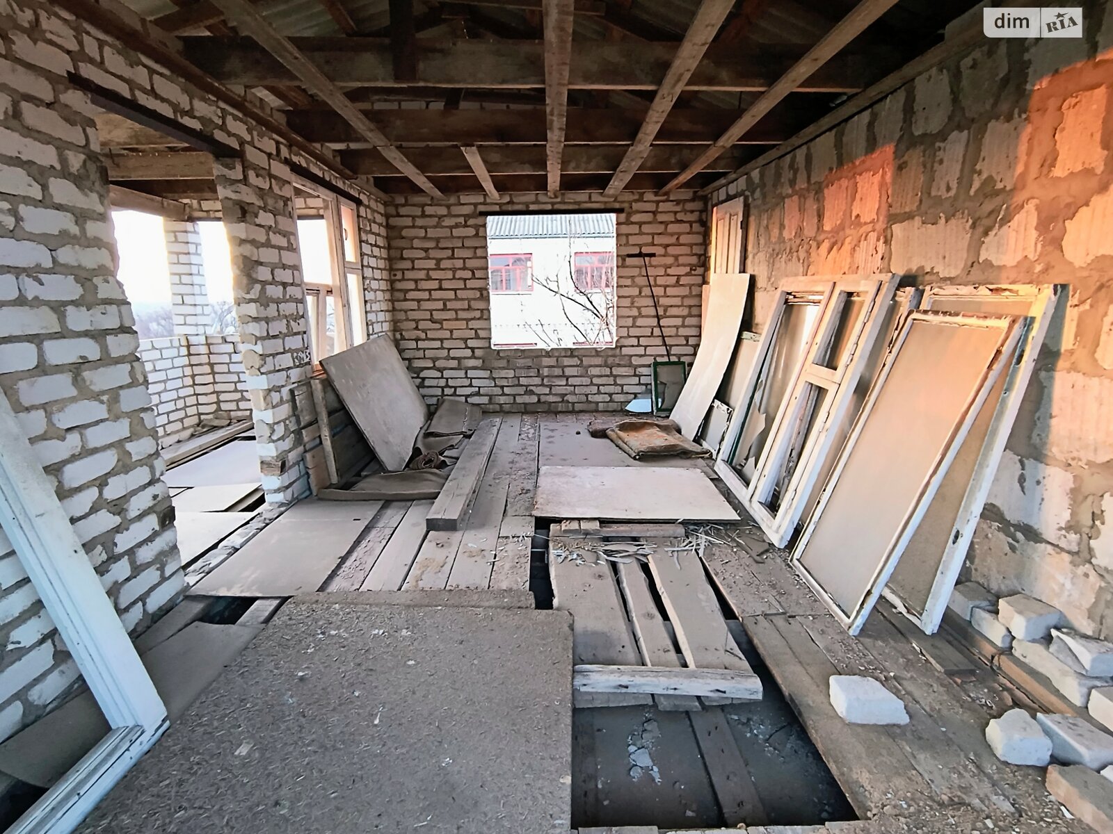 двухэтажный дом с верандой, 55 кв. м, кирпич. Продажа в Каравеллово фото 1