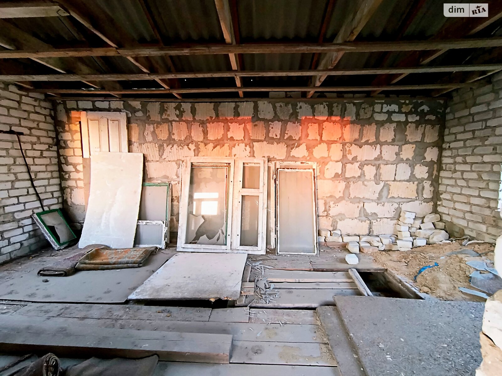 двухэтажный дом с верандой, 55 кв. м, кирпич. Продажа в Каравеллово фото 1