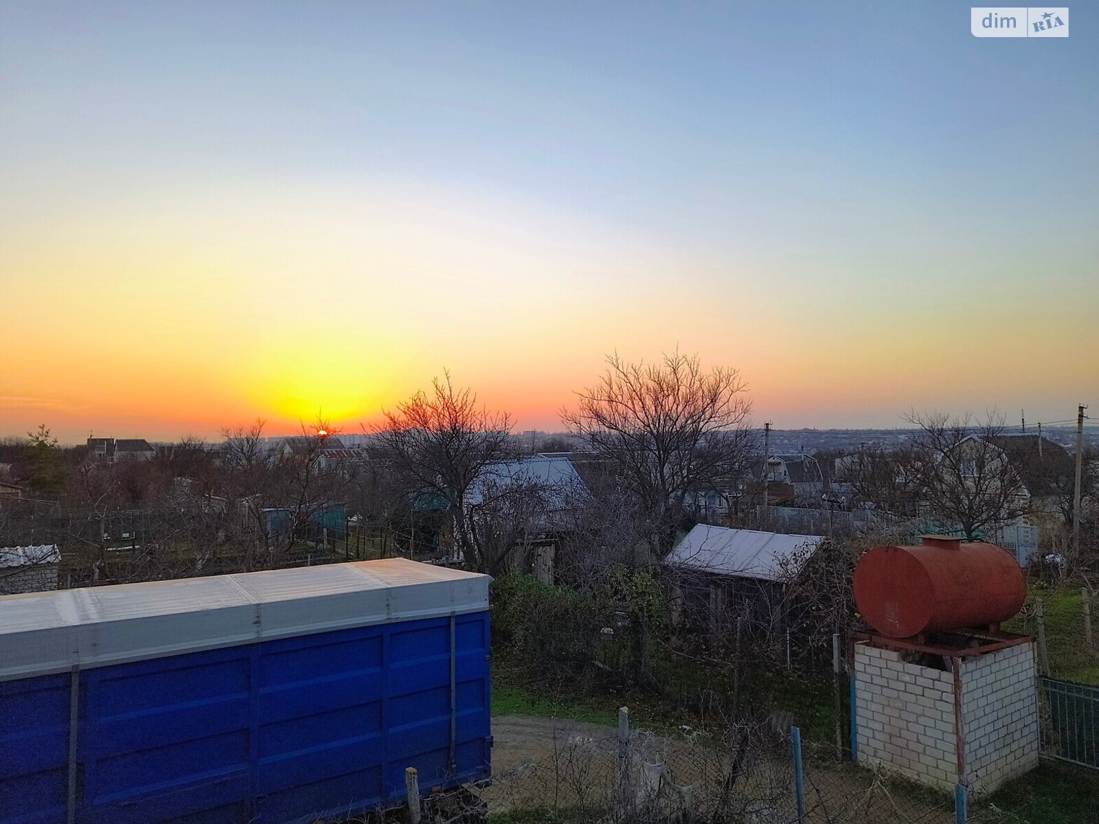 двухэтажный дом с верандой, 55 кв. м, кирпич. Продажа в Каравеллово фото 1